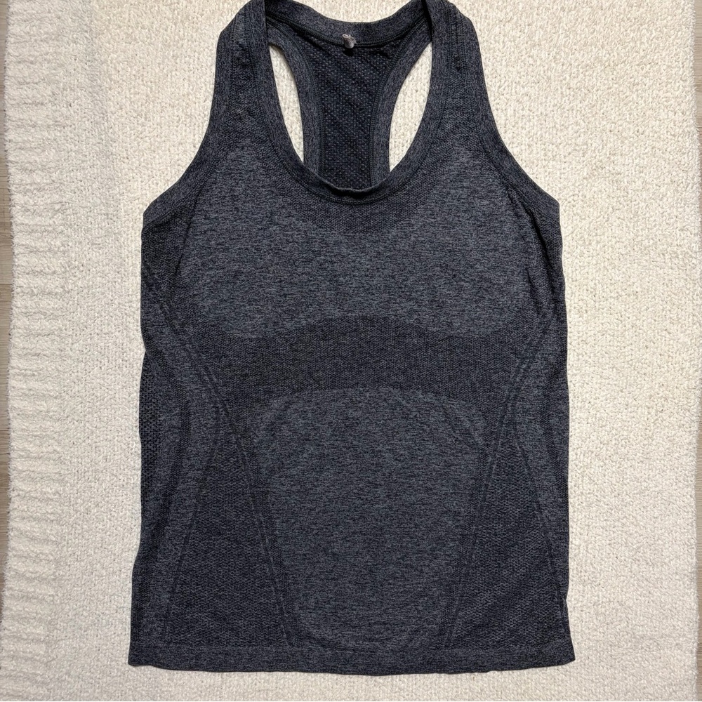 Athleta Monument Seamless Racerback Athletic Tank Top Tech Size L Gray